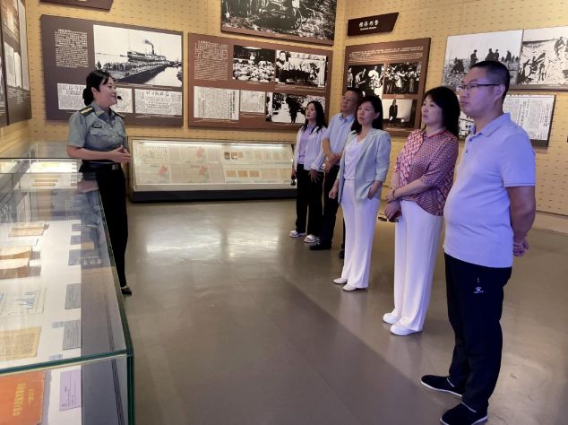 九三學(xué)社鄭州市委開展主題教育現(xiàn)場教學(xué)活動(dòng)