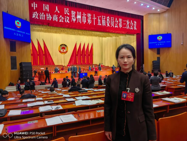 丁恒：建議加強城鄉(xiāng)教育均衡發(fā)展