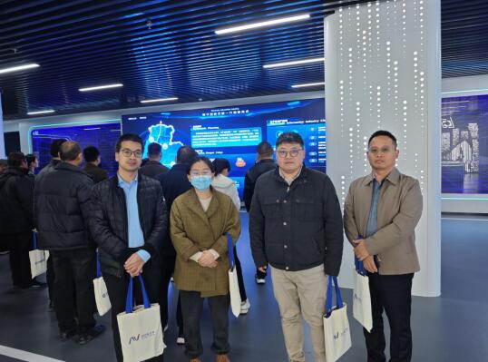 九三學(xué)社鄭州市航空港支社參加“同心出彩、凝心聚力”主題學(xué)習(xí)活動